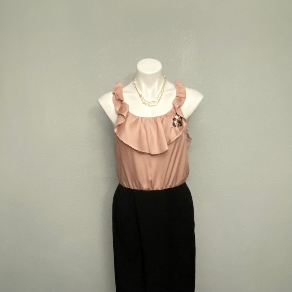 Sleevless dress